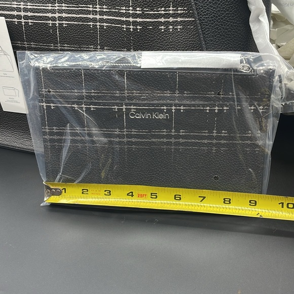 Calvin Klein Estelle Novelty Crossbody Black/White Plaid - Picture 12 of 14